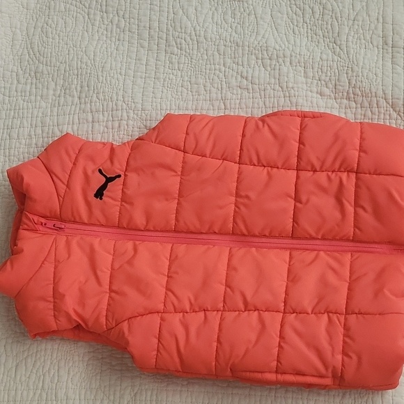 Girls Puma Puffer Vest - Picture 4 of 5
